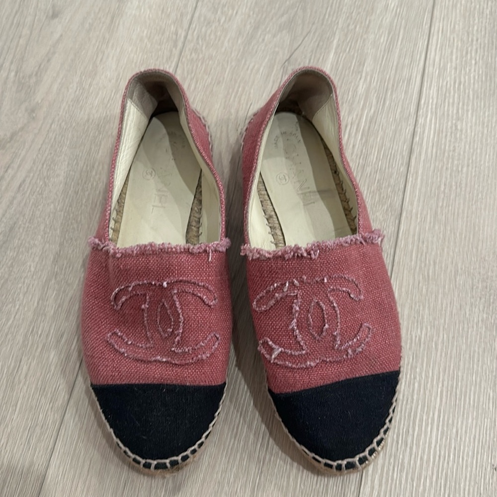 Size 38 espadrille Chanel shoes